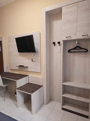 Hotel Romano Rooms Photos