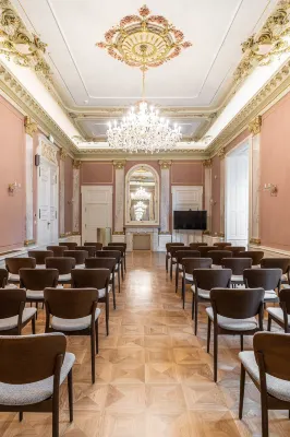 Hotel Altus Palace - Destigo Hotels Business Photos