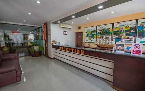 Grand Santhi Hotel Area Publik Photos