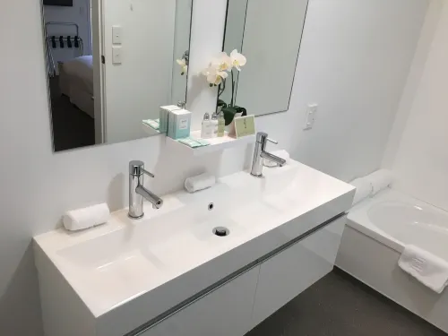 Franz Josef Oasis Rooms Photos