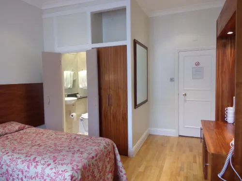 Wedgewood Hotel Rooms Photos