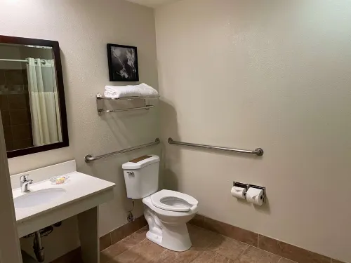 Best Western Plus Inn of Hayward Chambres Photos