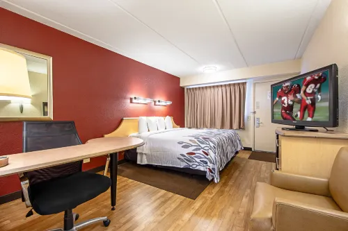 Red Roof Inn Greensboro Coliseum Photos