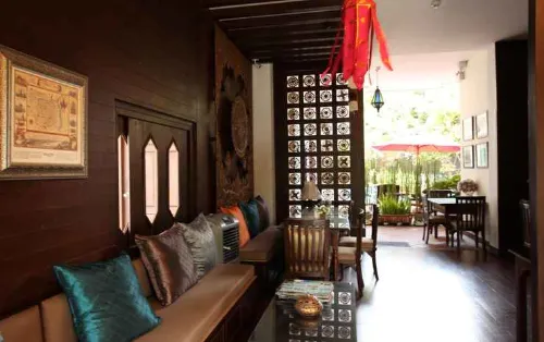 Baan Ratchiangsaen Photos