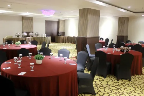 Java Palace Hotel Restauration Photos