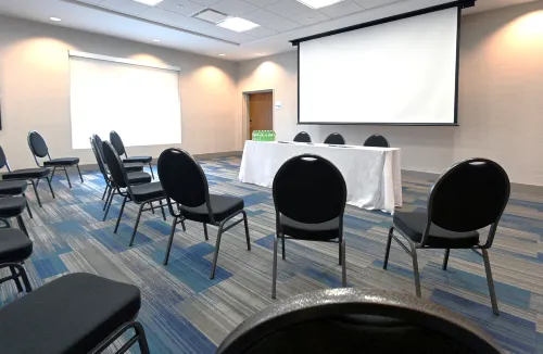 Holiday Inn Express & Suites Aurora Business Facilities Photos