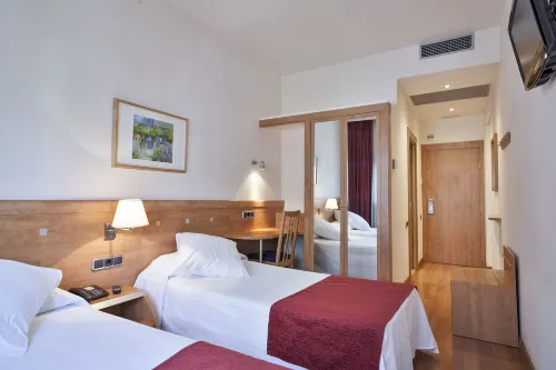Acta Antibes Chambres Photos