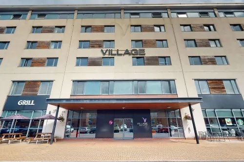 Village Hotel Swansea Esterni Photos