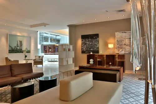 AC Hôtel Ambassadeur Antibes - Juan-les-Pins Espaces publics Photos