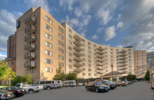 Clarion Collection Hotel Arlington Court Suites Exterior Photos