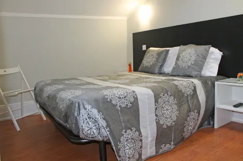 Lunar Guest House Rooms Photos