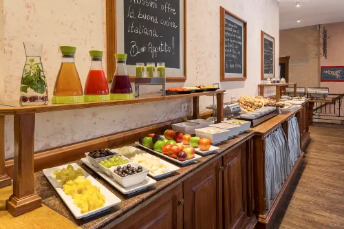 NH Berlin City Ost Dining Photos