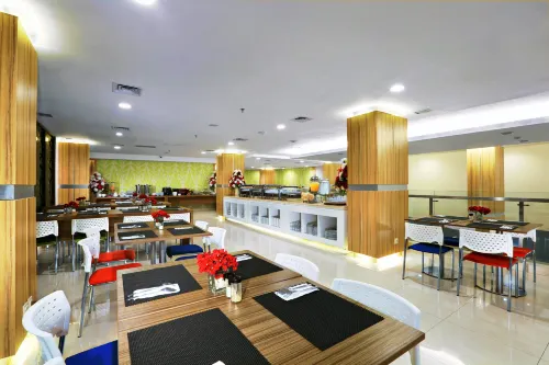 Cordela Hotel Cirebon Ristorazione Photos