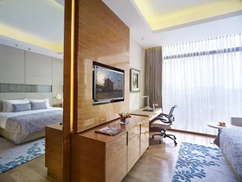 Taj City Centre Gurugram Photos