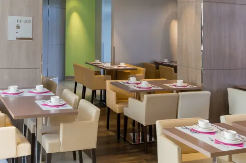 Best Western Seine West Hotel Restauration Photos