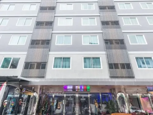 Top High Airport Link Hotel, Bangkok Exterior Photos