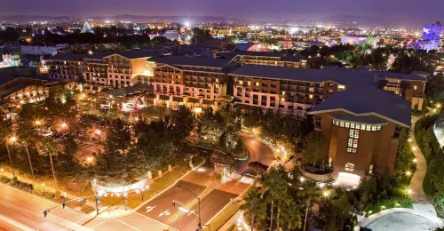 Disney's Grand Californian Hotel & Spa Рядом с отелем Photos