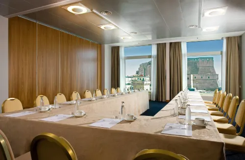 Hotel Royal Continental Business Photos