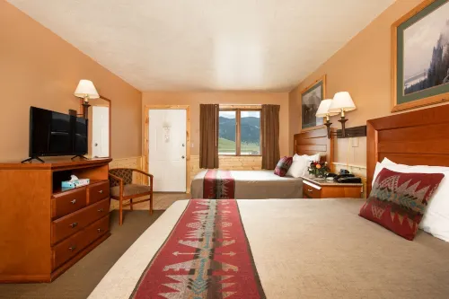 Flat Creek Inn Rooms Photos