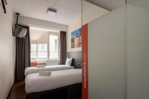 EasyHotel the Hague City Centre Photos