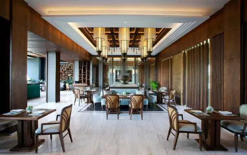 Mason Pine Hotel Bandung Makanan Photos