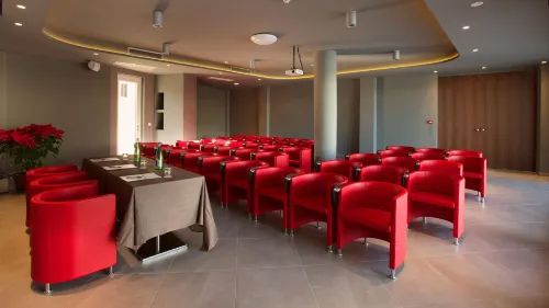 Callistos Hotel & Spa Business Photos
