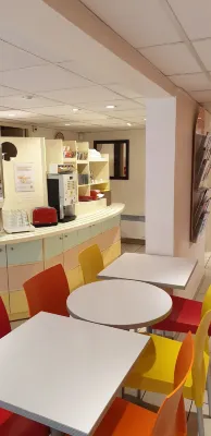 Premiere Classe Besancon - Ecole Valentin Dining Photos