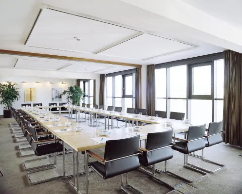Lindner Hotel Frankfurt Main Plaza - JDV by Hyatt Geschäftseinrichtungen Photos