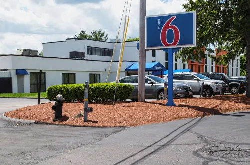Motel 6 Brockton, MA Public Areas Photos