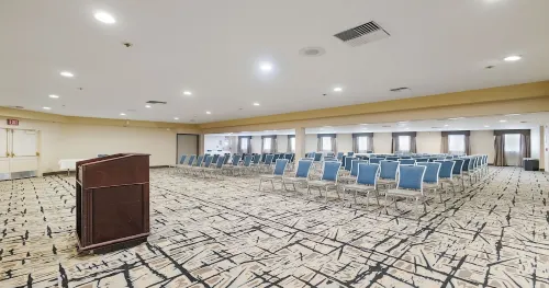 Best Western Plus Heritage Inn Бизнес-удобства Photos