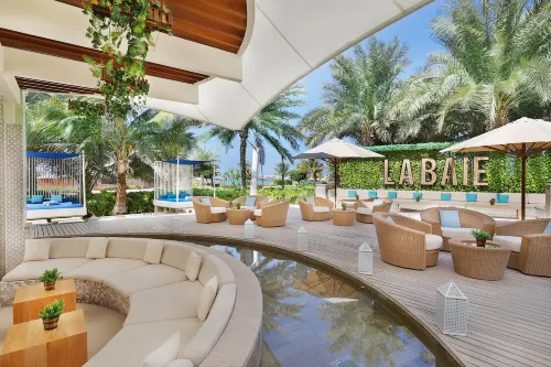The Ritz-Carlton, Dubai Общественные зоны Photos