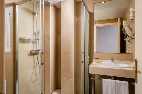 Sunotel Club Central Camere Photos