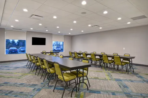 Home2 Suites by Hilton Taylor Detroit Business Facilities Photos