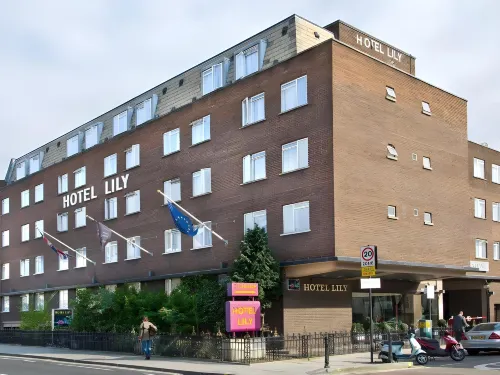 Hotel Lily Rooms Photos