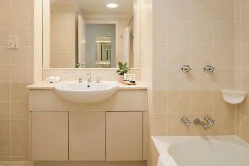 Visy Dior Rooms Photos