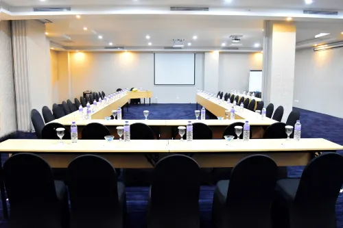 Platinum Hotel & Convention Hall Balikpapan Fasilitas Bisnis Photos