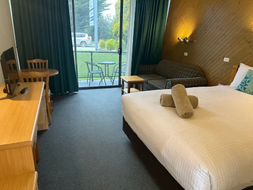 Banjo Paterson Motor Inn Rooms Photos