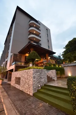 Leevana Hotel Esterni Photos