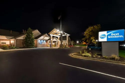 Best Western Fishkill Inn  Suites Exterior Photos