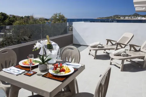 AxelBeach Ibiza Suites Apartments Spa and Beach Club - Adults Only Restauration Photos