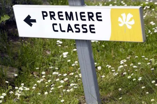 Première Classe Photos