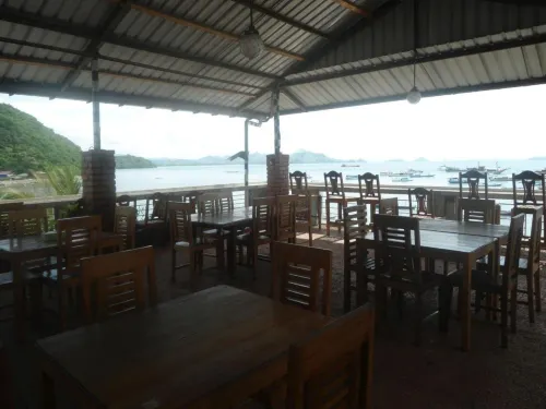 Matahari Hotel Labuan Bajo Restauration Photos