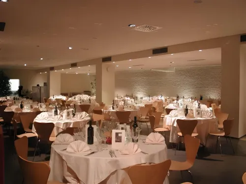 Astoria Resort Restauration Photos