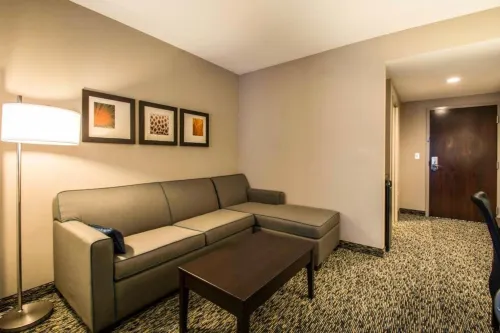 Comfort Suites Fort Lauderdale Airport South & Cruise Port Chambres Photos