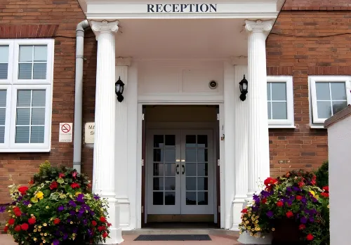 Quality Hotel Coventry Exterior Photos
