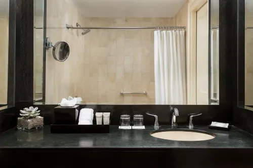 The Michelangelo Hotel Rooms Photos