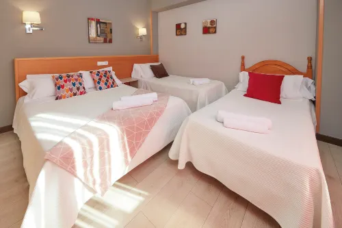 Hotel Sanchez Rooms Photos