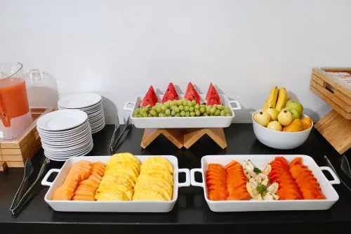 Comfort Inn Monterrey Valle Ăn uống Photos