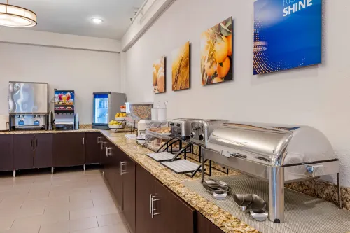Comfort Inn MSP Airport - Mall of America Restauration Photos