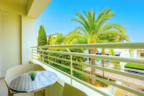 Melpo Antia Hotel & Suites Номера Photos